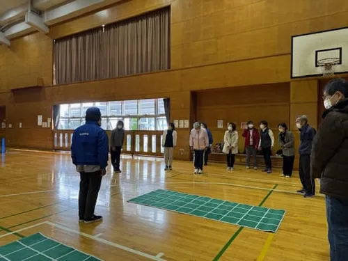 スクエアーステップ